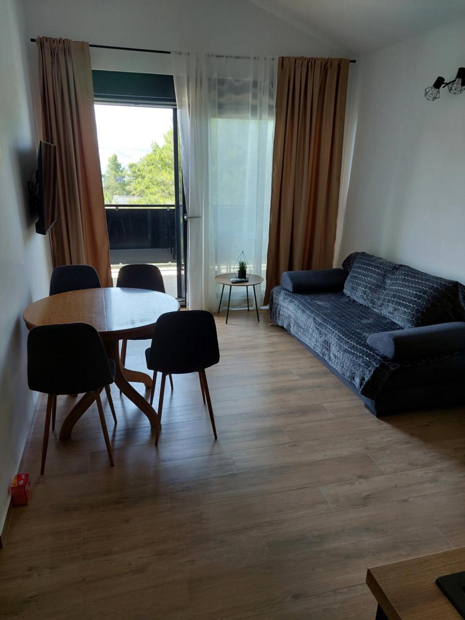 Apartmani Karla Paklenica Starigrad Paklenica Eksteriør bilde