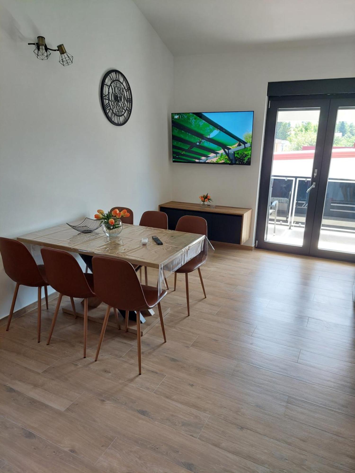 Apartmani Karla Paklenica Starigrad Paklenica Eksteriør bilde