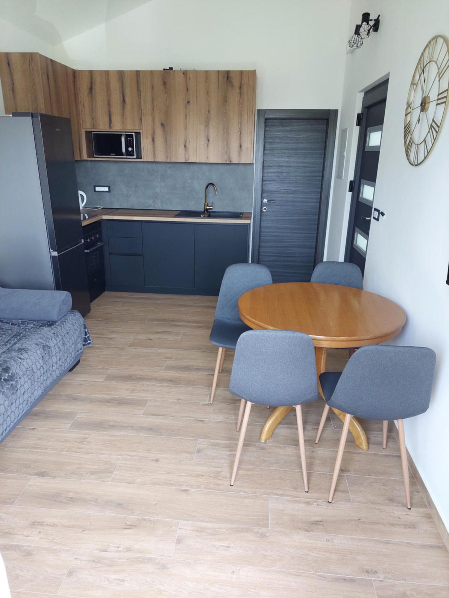 Apartmani Karla Paklenica Starigrad Paklenica Eksteriør bilde